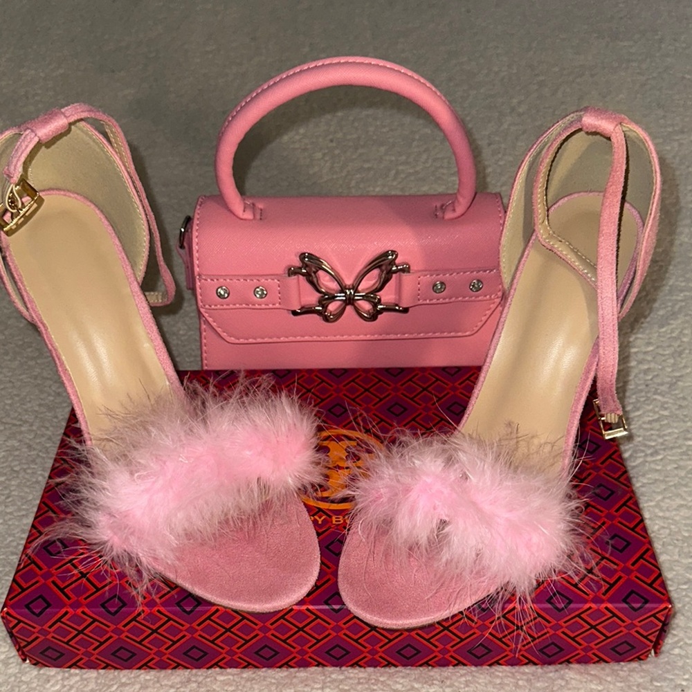 Pink Mini Bag with Chain Strap and Flap Closure w/ 71/2 sexy heels - Picture 1 of 9